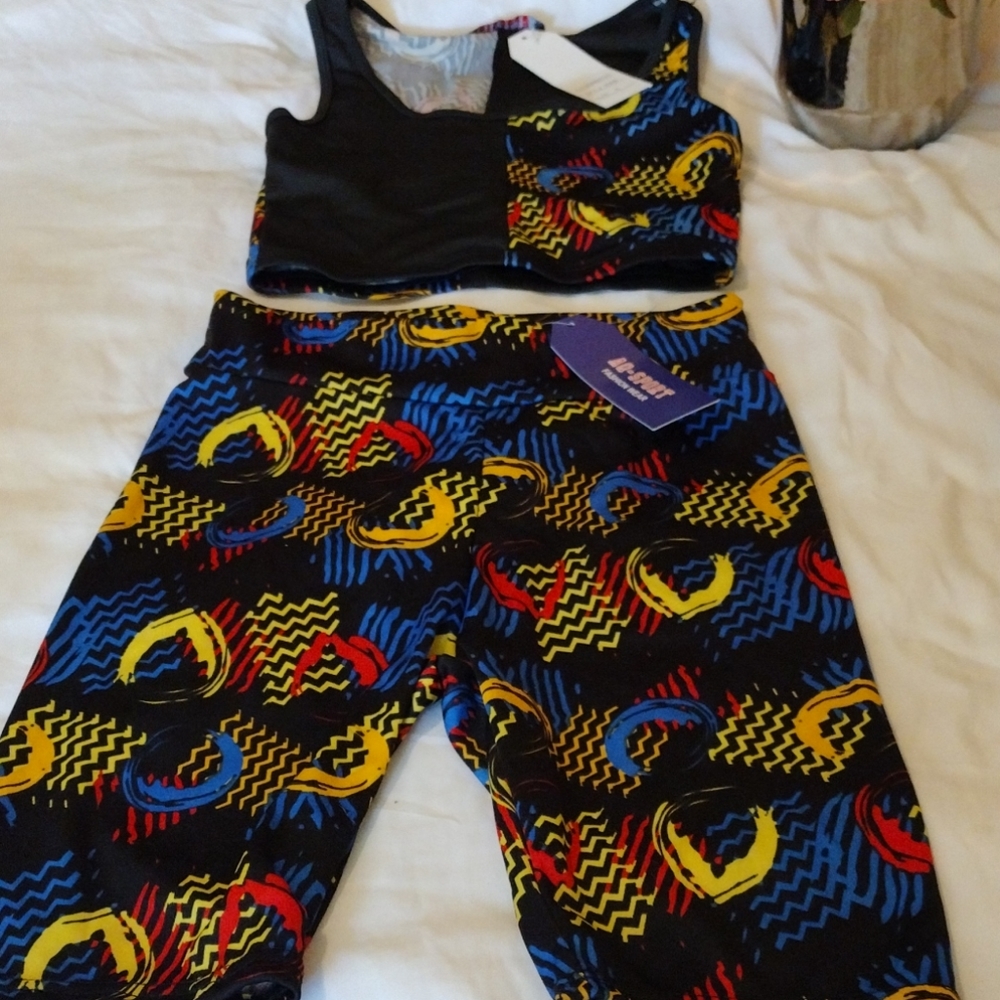 Workout gear - Picture 2 of 4